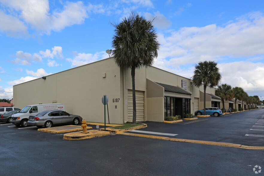 More Photos Of 6187 NW 167th St, Miami Lakes Office For Sale