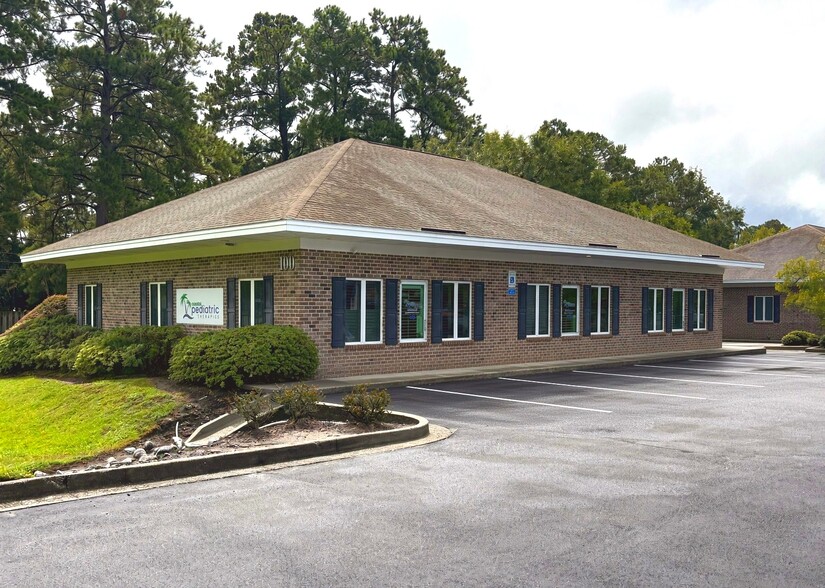 Primary Photo Of 413 W Montgomery Cross Rd, Savannah Office For Sale