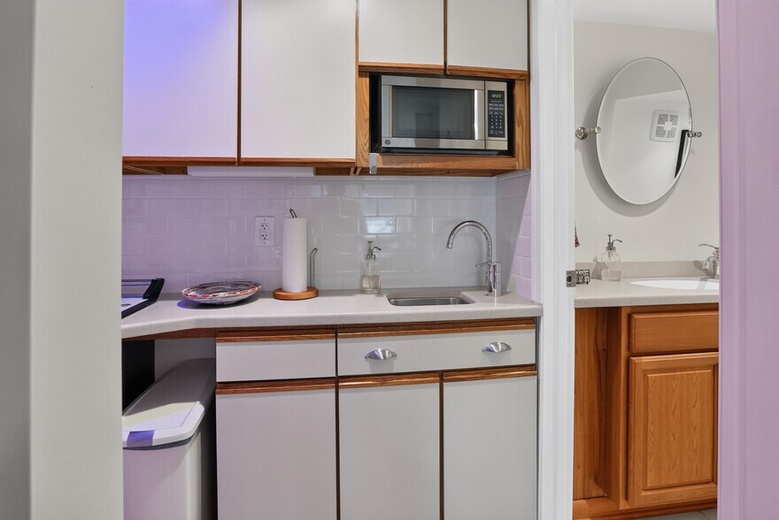 More Photos Of 3554-3556 Woodcrest Ave, Newtown Square Apartments For Sale
