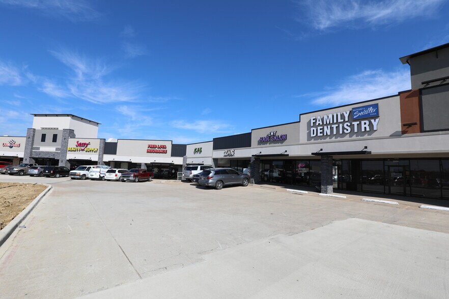 More Photos Of 5000 Main St, The Colony Unknown For Lease