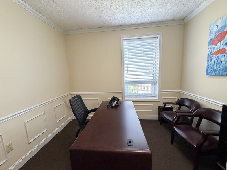 More Photos Of 303-309 S Main St, Bel Air Office For Lease