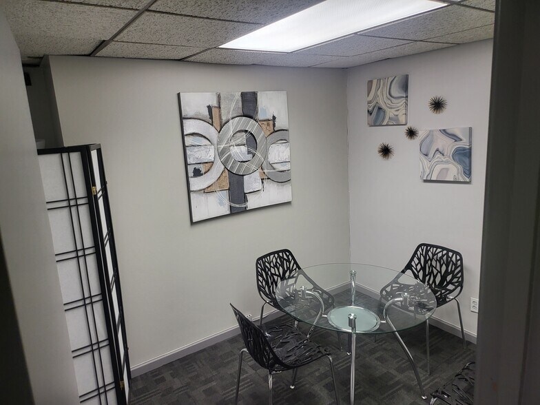 More Photos Of 4885 S 900 E, Salt Lake City Coworking Space