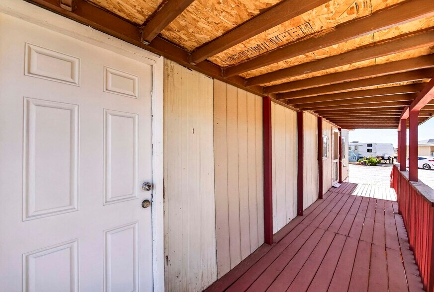 More Photos Of 11398 B Bartlett Ave, Adelanto Manufactured Housing Mobile Home Park For Sale
