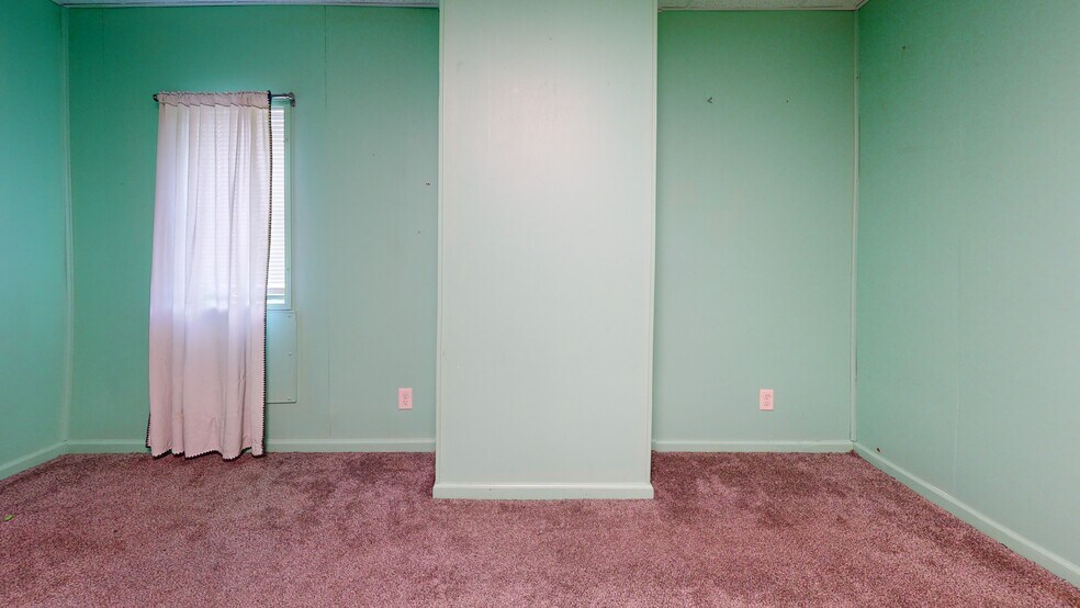 More Photos Of 101 W Main St, Syracuse Storefront Retail Residential For Lease