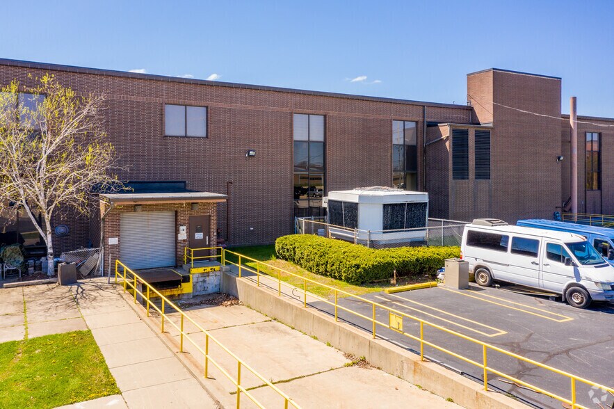 More Photos Of 31100 Plymouth Rd, Livonia Medical For Sale