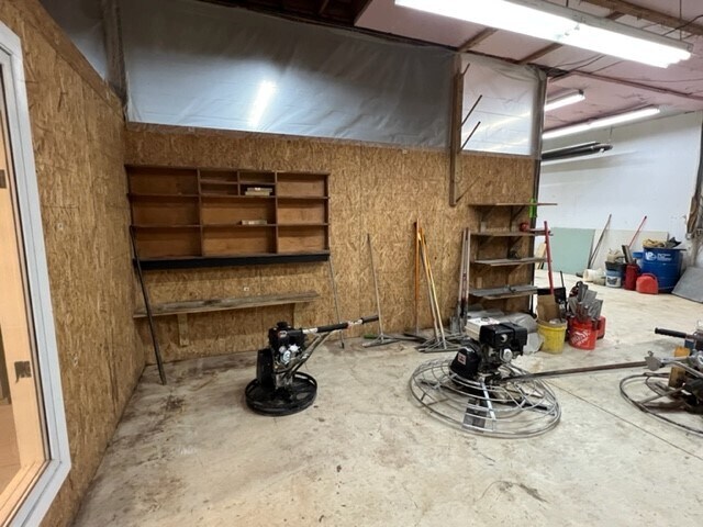 More Photos Of 79 Styles Way, Lagrangeville Light Distribution For Sale