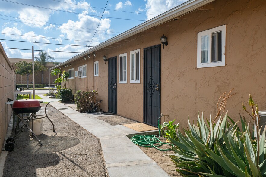 More Photos Of 2135 W Ball Rd, Anaheim Apartments For Sale