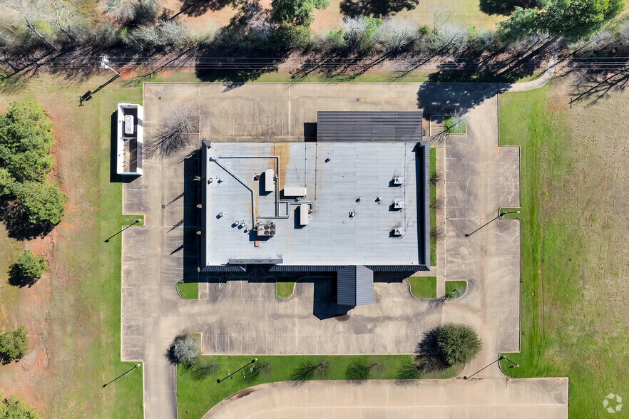 More Photos Of 200 Renaissance Way, Crockett Medical For Sale