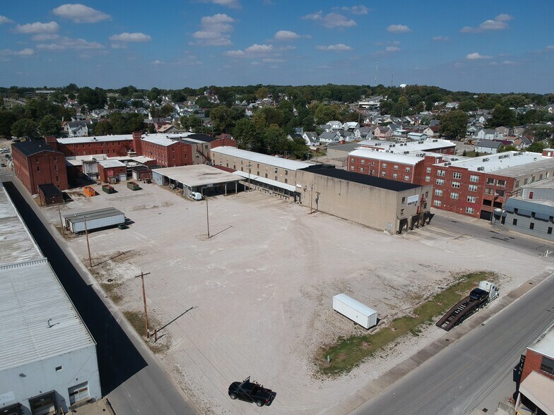 More Photos Of 1224 Mill St, Jasper Manufacturing For Sale