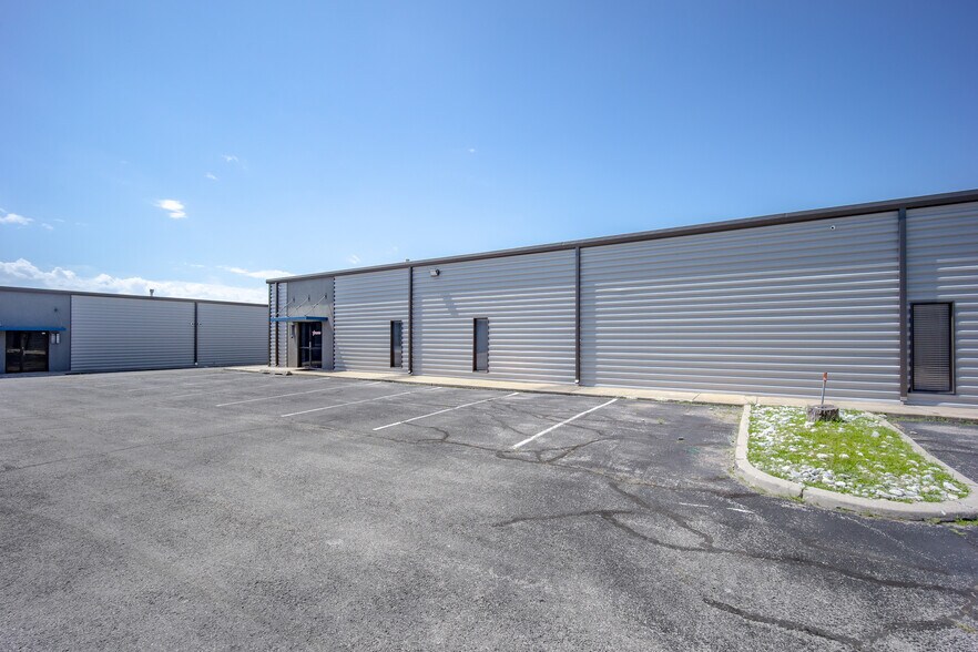 More Photos Of 2845 Broce Dr, Norman Office For Sale