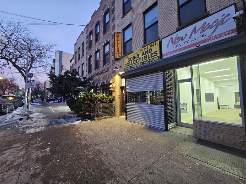 Primary Photo Of 2106 30th Ave, Astoria Flex For Lease