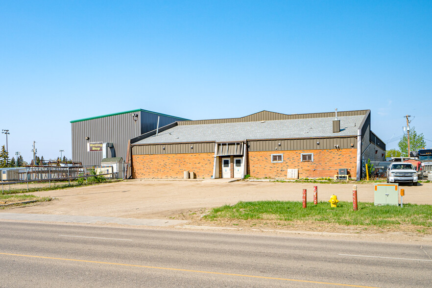 Primary Photo Of 4702 40 Av, Lloydminster Industrial For Lease