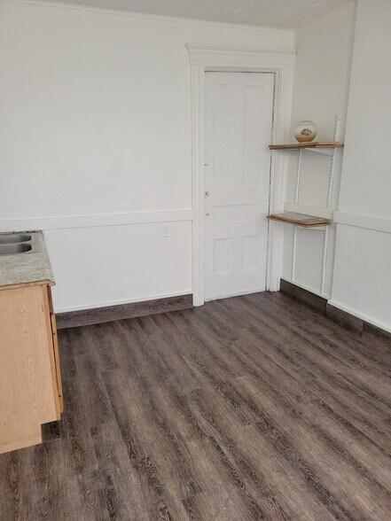 More Photos Of 65 Mason St, Rochester Apartments For Sale