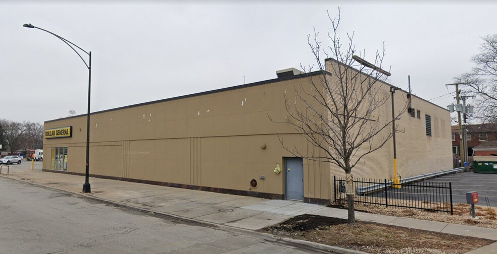 More Photos Of 9520 S Jeffrey, Chicago Freestanding For Sale