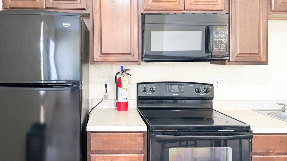 More Photos Of 8939 N 8th St, Phoenix Apartments For Sale