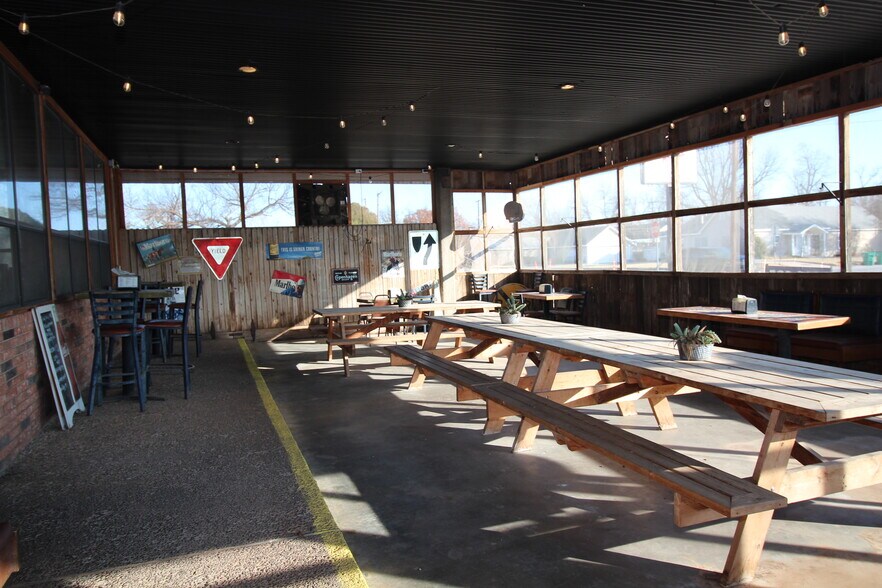 More Photos Of 700 W California St, Seymour General Retail For Sale