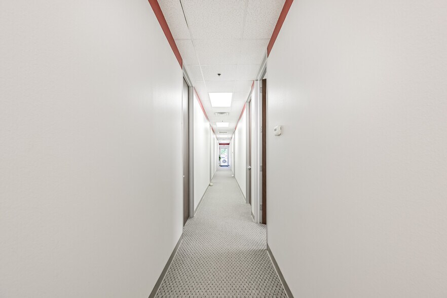 More Photos Of 4701 Preston Ave, Pasadena Office Residential For Sale