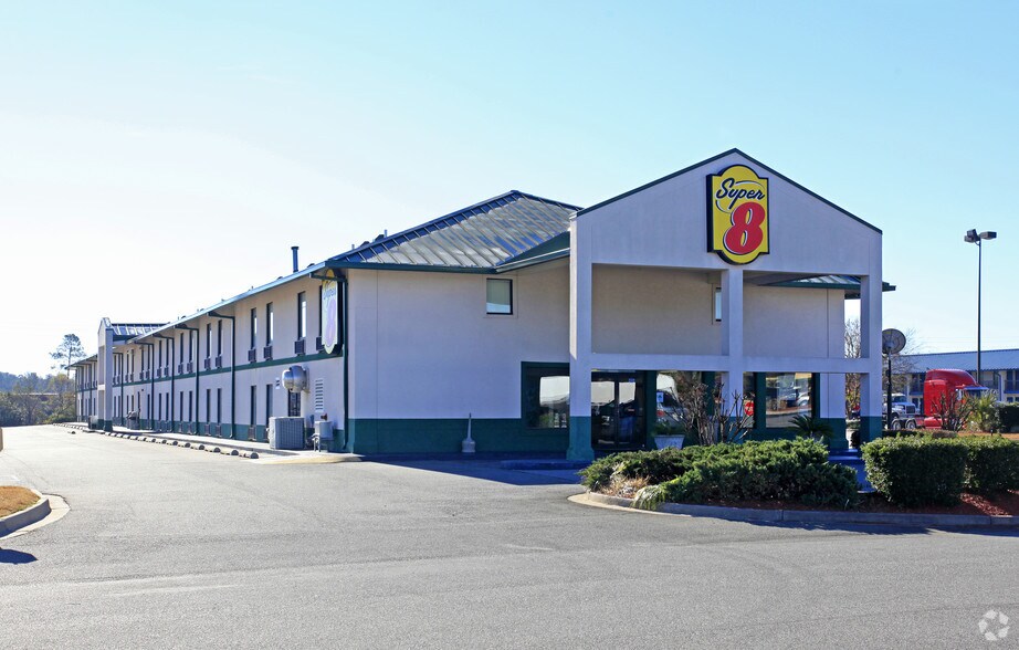 More Photos Of 1825 W Hill Ave, Valdosta Hotel For Sale