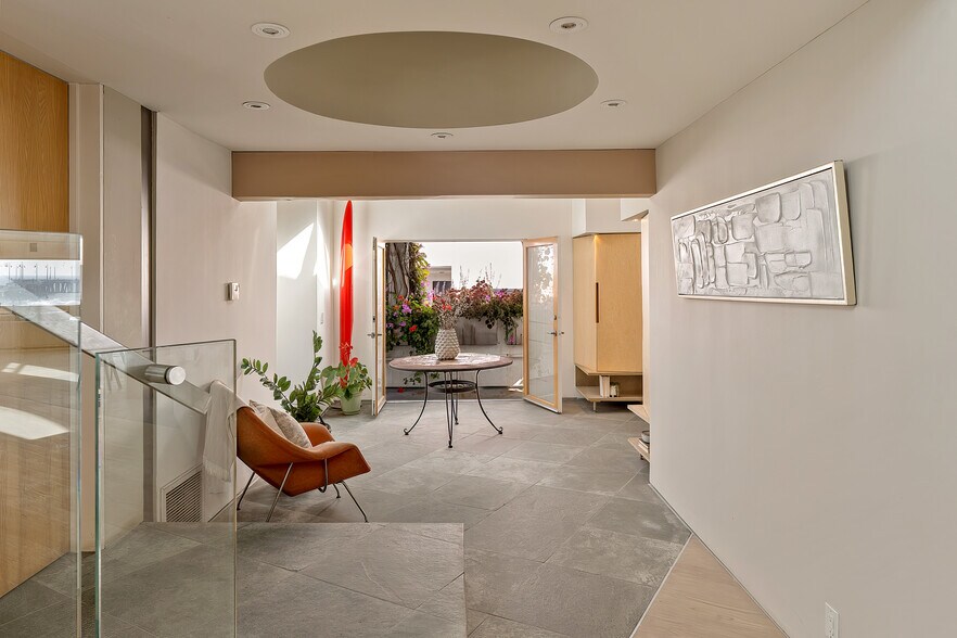 More Photos Of 3111 Ocean Front Walk, Marina Del Rey Apartments For Sale