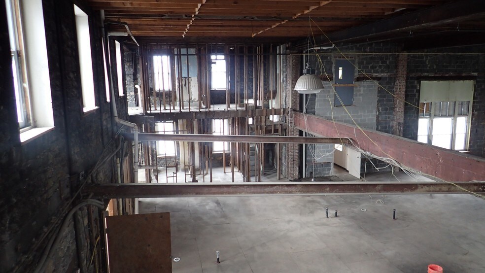 More Photos Of 75 S Main St, Phillipsburg Office For Lease