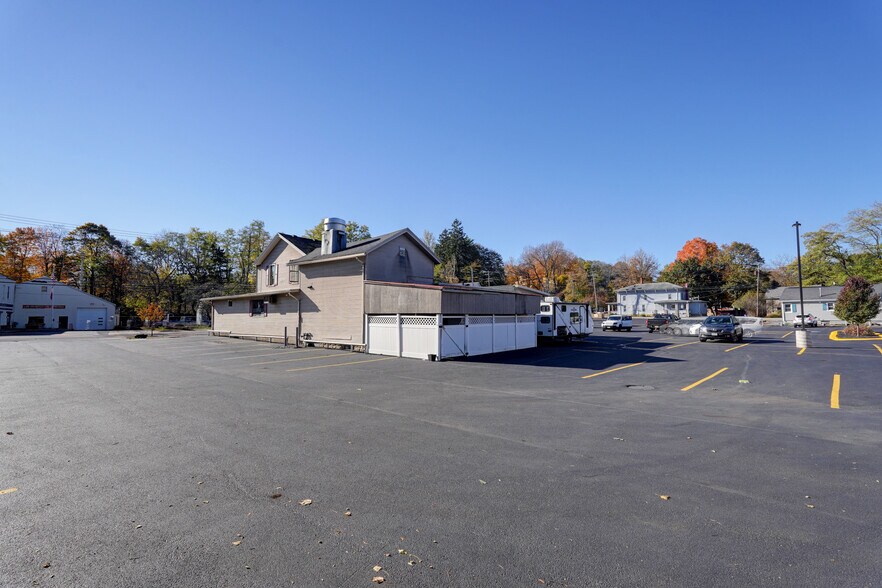 More Photos Of 7281 W Main St, Lima Restaurant For Sale