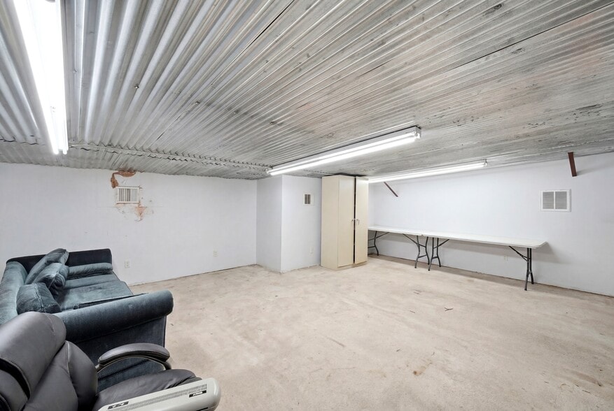 More Photos Of 1309 Illinois Ave, South Houston Warehouse For Sale
