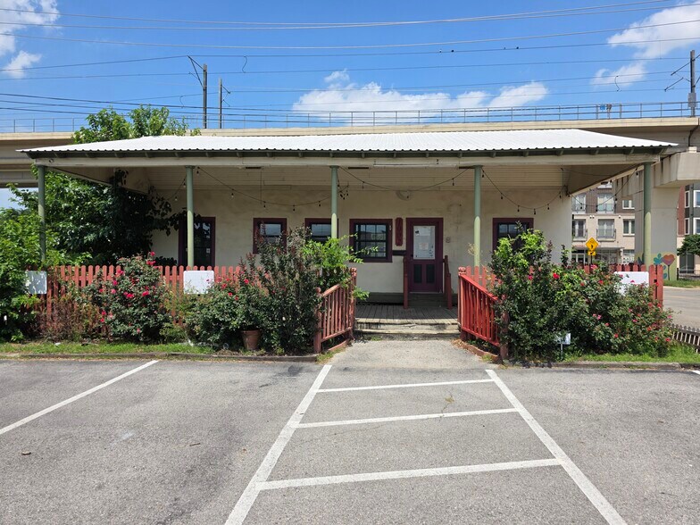 More Photos Of , Carrollton Unknown For Sale