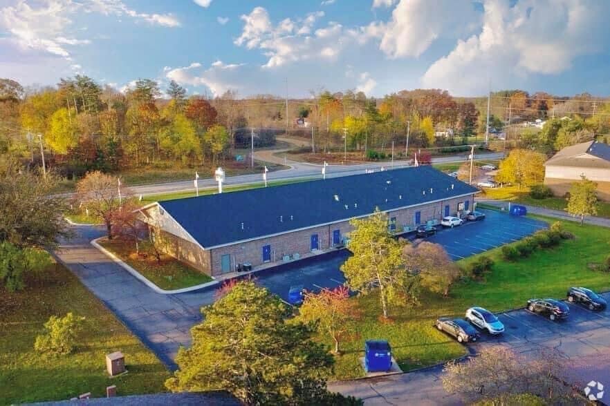 More Photos Of 1125 E Michigan Ave, Battle Creek Unknown For Lease