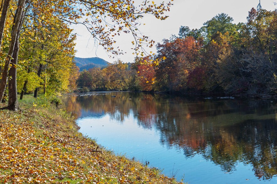 More Photos Of 4301 Longdale Furnace Rd, Clifton Forge Lodge Meeting Hall For Sale