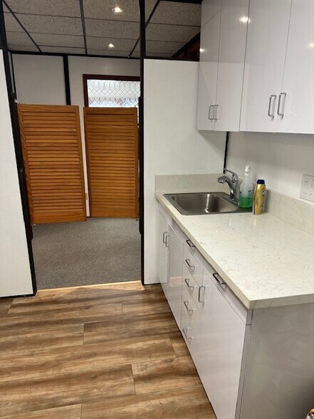More Photos Of 110 Civic Center Dr, Vista Office For Sale
