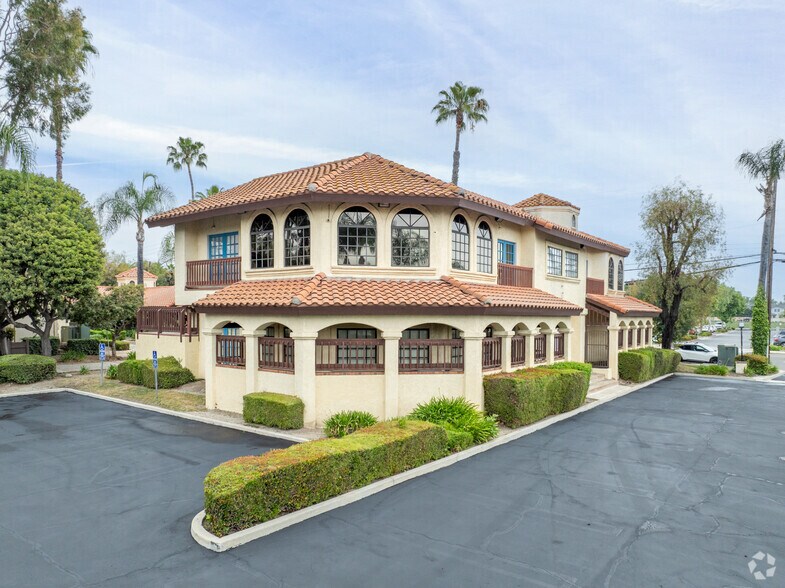 More Photos Of 4091 Riverside, Chino Medical For Lease