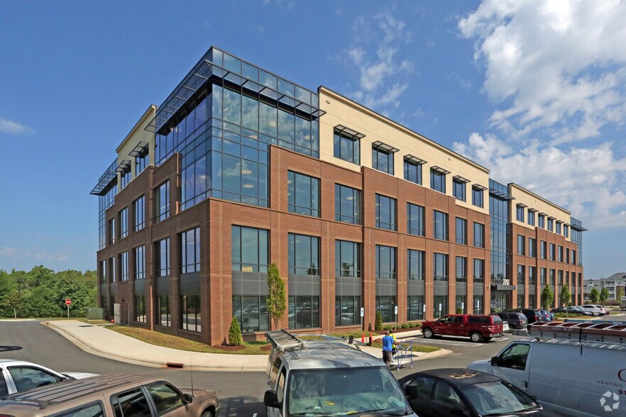More Photos Of 7751 Brier Creek Pky, Raleigh Office For Lease