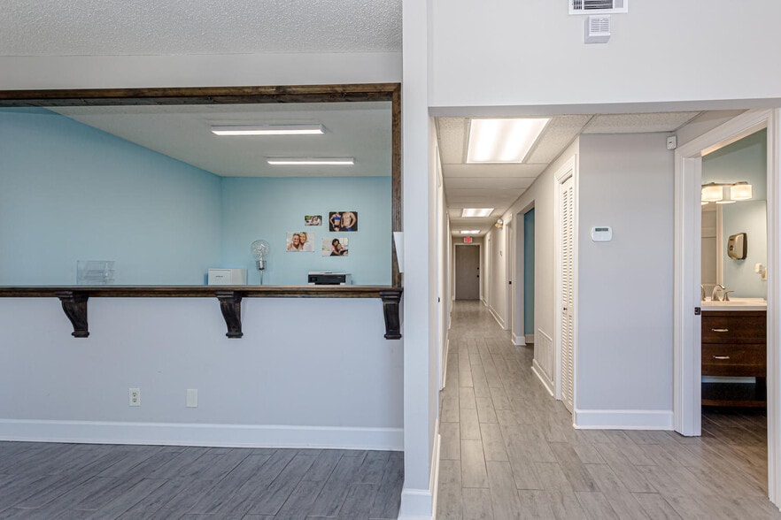 More Photos Of 3015-3025 Piedmont Rd NE, Atlanta Office For Sale