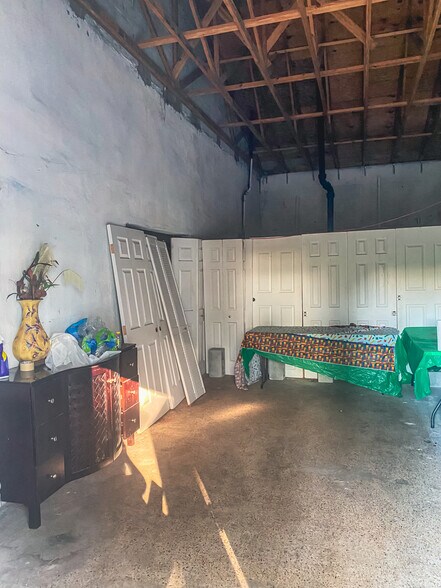 More Photos Of 25 NW 150th St, Miami Lodge Meeting Hall For Sale