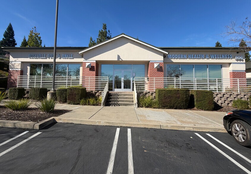 More Photos Of 906 Cirby Way, Roseville Medical For Lease