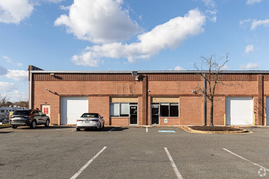 More Photos Of 9100-9136 E Hampton Dr, Capitol Heights Warehouse For Lease