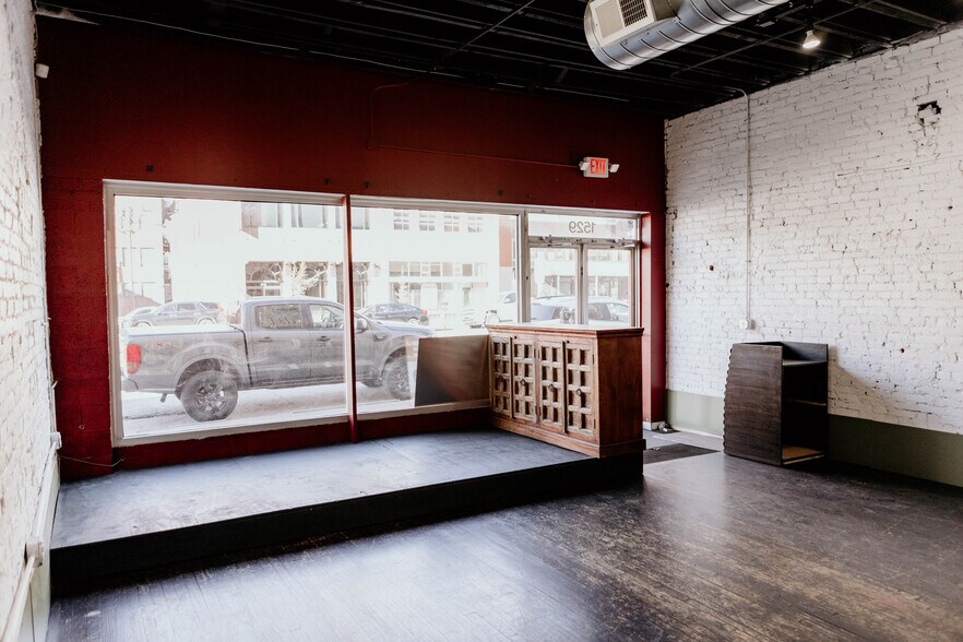 More Photos Of 1529 Grand Blvd, Kansas City Storefront Retail Office For Lease