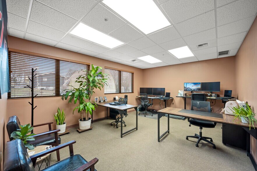 More Photos Of 8052 W Main St, Rathdrum Office Residential For Sale