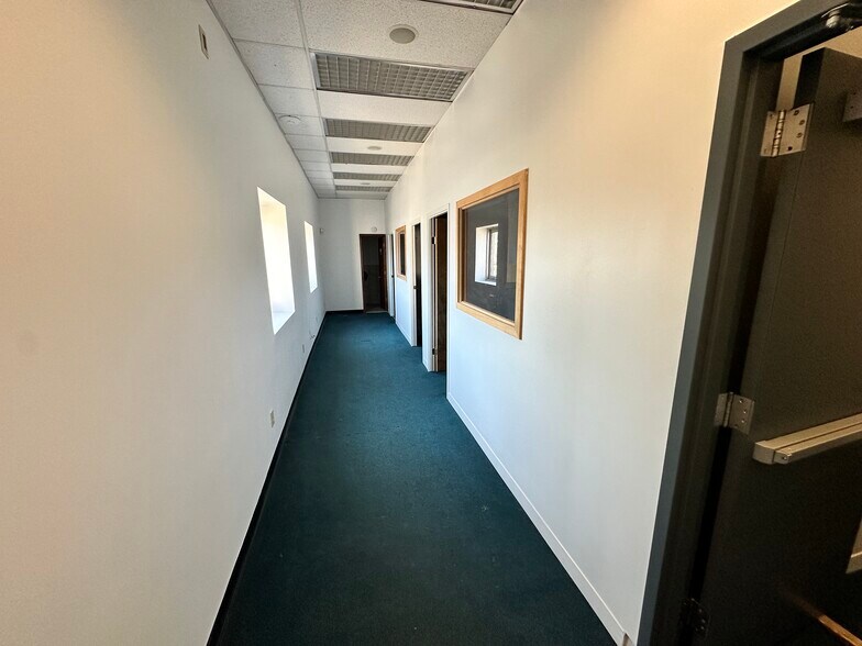 More Photos Of 4865 Arthur Kill Rd, Staten Island Warehouse For Lease