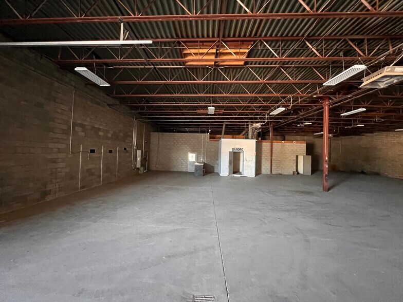 More Photos Of 3905 E Huntington Dr, Flagstaff Warehouse For Lease
