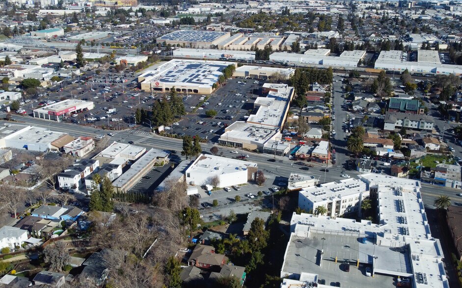 More Photos Of 2550 El Camino Real, Redwood City Storefront Retail Office For Lease