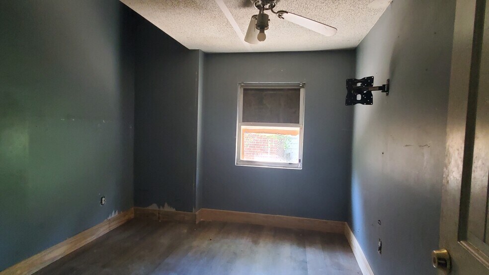 More Photos Of 3132 Park Ave, Memphis Daycare Center For Sale