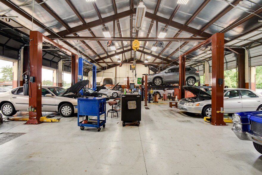 More Photos Of 1141 Us-90-Alt Hwy, Richmond Auto Repair For Sale