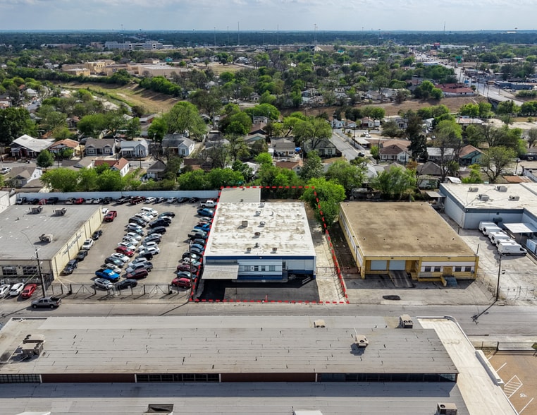 Primary Photo Of 130 E Zavalla, San Antonio Warehouse For Lease