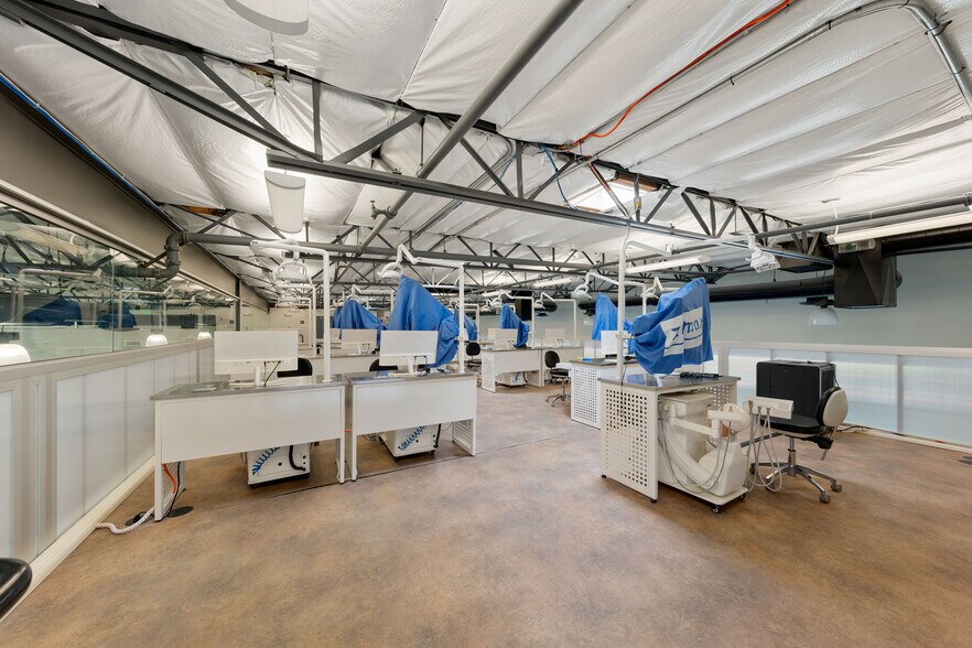 More Photos Of 920 Reserve Dr, Roseville Loft Creative Space For Lease