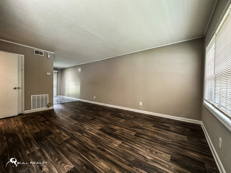 More Photos Of 1514 Northwest Dr NW, Atlanta Apartments For Sale