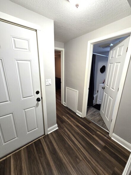 More Photos Of 2409 S Lyndale Ave, Minneapolis Multifamily For Sale