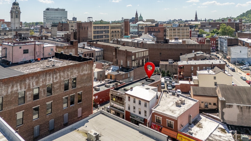 More Photos Of 84 Ellison St, Paterson Storefront Retail Office For Lease
