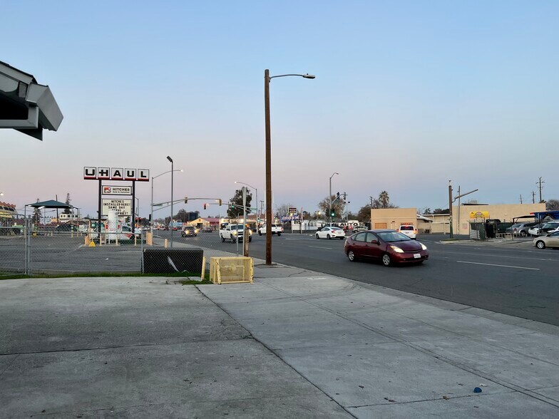 More Photos Of 2639 N Wilson Way, Stockton Hotel For Sale