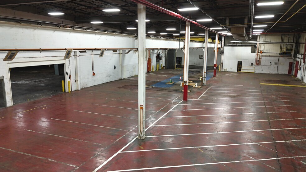 More Photos Of 8673 Lyons Marengo Rd, Lyons Manufacturing For Lease